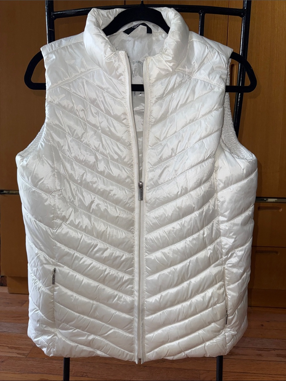 Calvin Klein White Quilted Stand-Neck Puffer Vest
